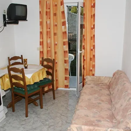 With Parking Space Bol, Brac - 2884 Bol