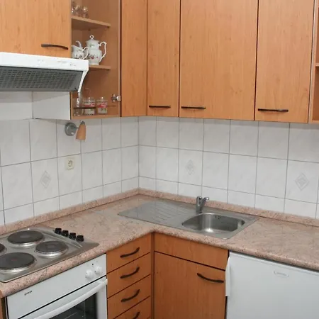 With Parking Space Bol, Brac - 2884 Apartman