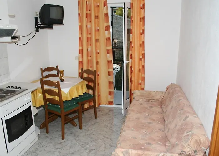 With Parking Space Bol, Brac - 2884 Bol