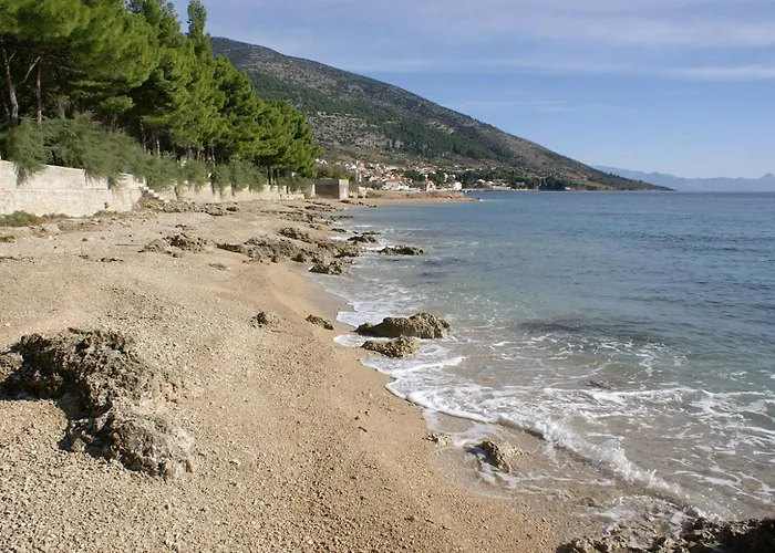With Parking Space Bol, Brac - 2884 Apartamento Bol